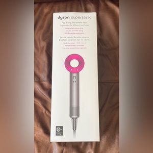 Hairdryer - NEW Dyson Supersonic - OBO